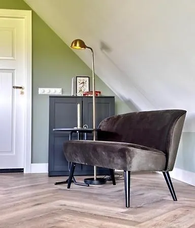 Zandzicht 2 * Wekerom