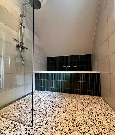 Zandzicht 2 * Wekerom