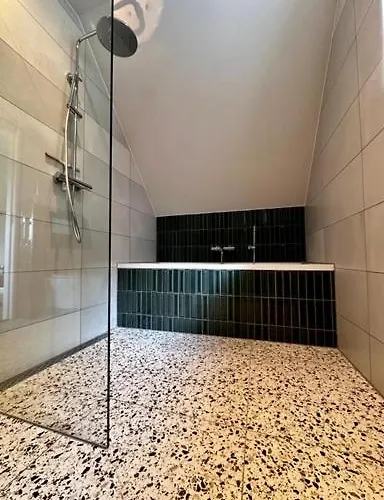 Zandzicht 2 * Wekerom